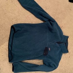 Men’s Patagonia fleece pull over